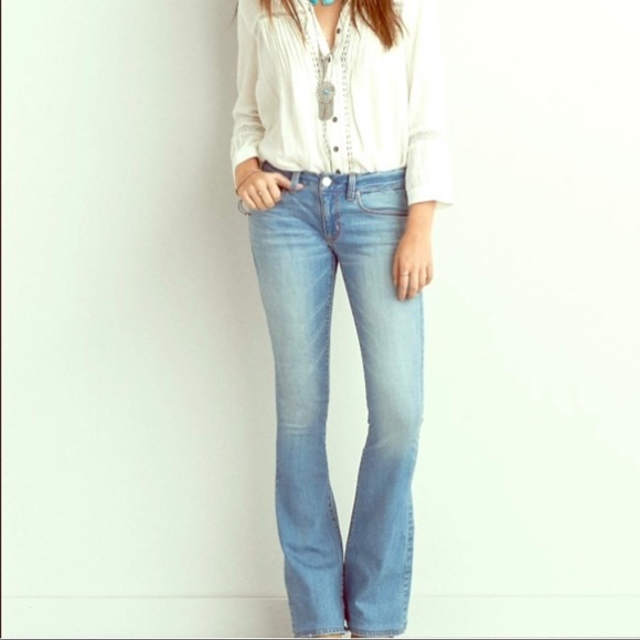 American Eagle Outfitters Denim - American Eagle Artist Flare Distressed Jeans